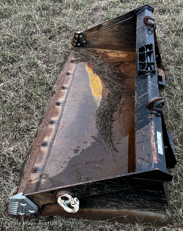 image for item MF9784 80"W skid steer bucket