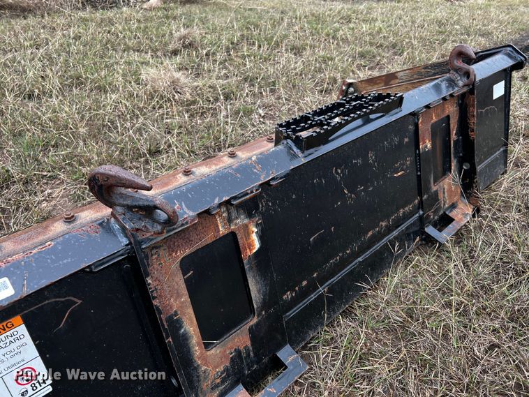 image for item MF9784 80"W skid steer bucket