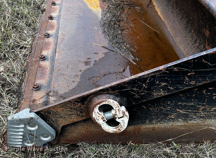 image for item MF9784 80"W skid steer bucket