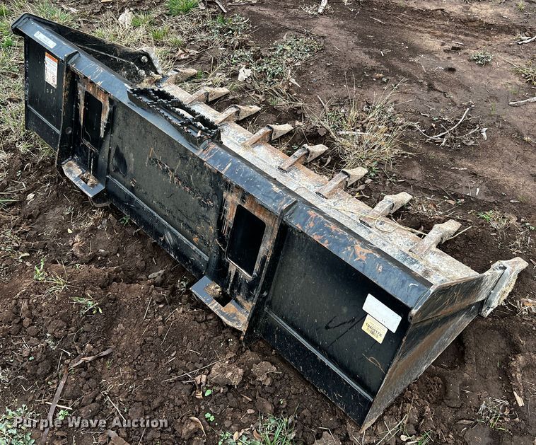 image for item MF9788 Kubota AP-HD80LT  skid steer bucket