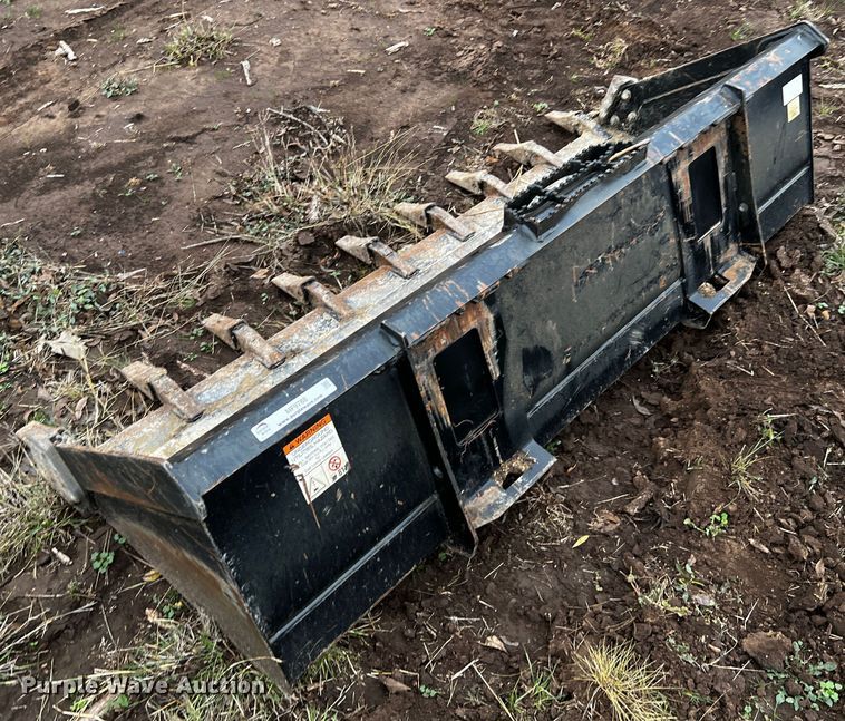 image for item MF9788 Kubota AP-HD80LT  skid steer bucket