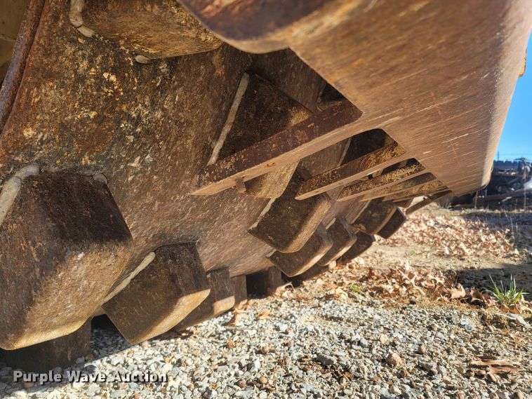 image for item MH9579 2006 Ingersoll Rand SD-100D TF  single drum vibratory roller