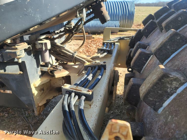 image for item MH9579 2006 Ingersoll Rand SD-100D TF  single drum vibratory roller