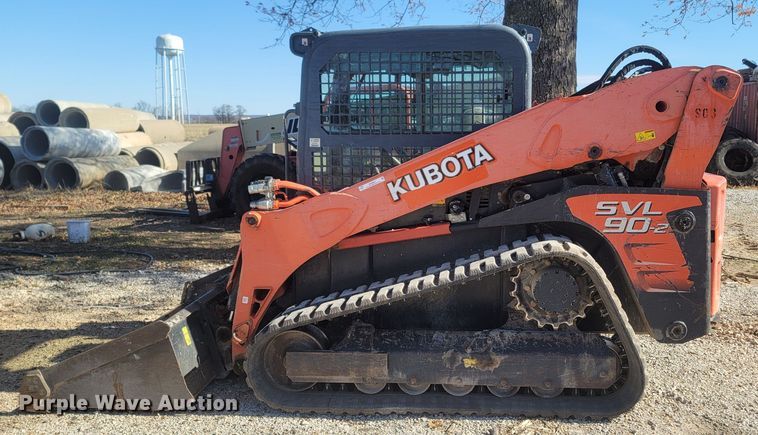 image for item MH9581 2015 Kubota SVL90-2  tracked skid steer loader