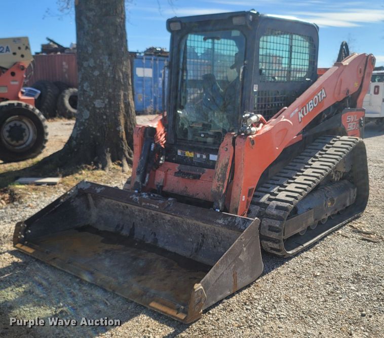 image for item MH9581 2015 Kubota SVL90-2  tracked skid steer loader