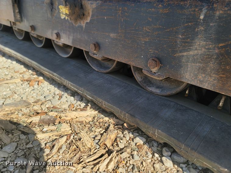 image for item MH9581 2015 Kubota SVL90-2  tracked skid steer loader