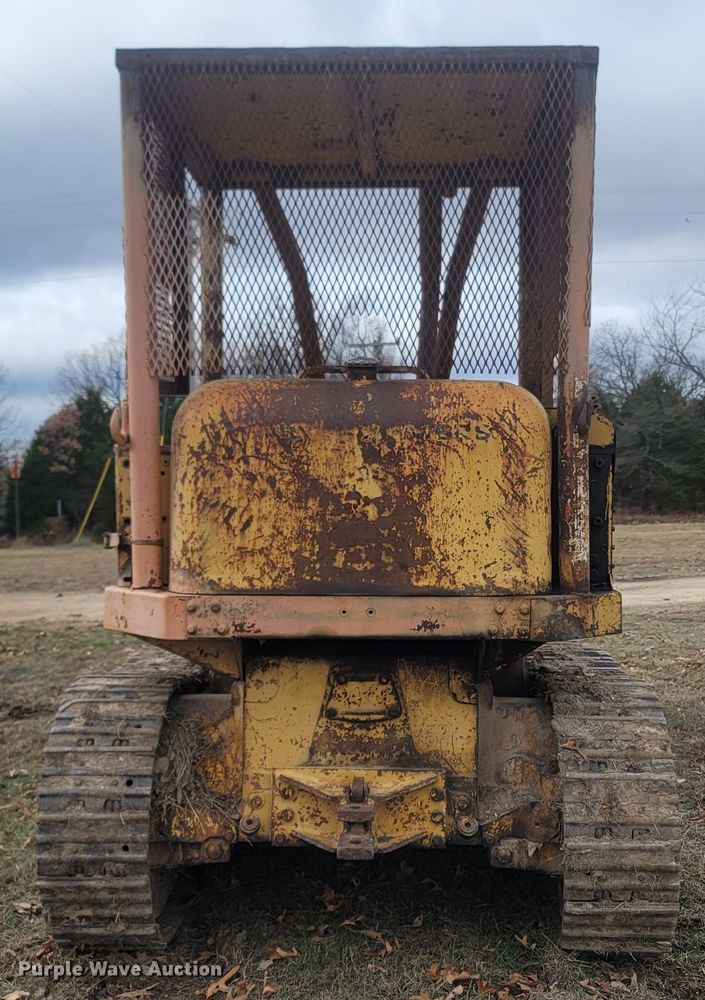 image for item MH9586 Allis-Chalmers 6G  track loader