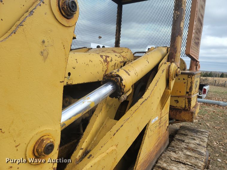 image for item MH9586 Allis-Chalmers 6G  track loader