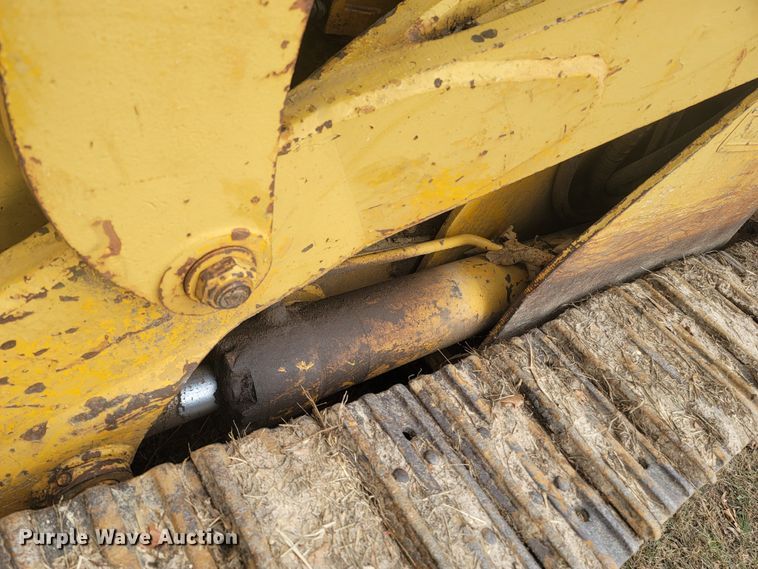 image for item MH9586 Allis-Chalmers 6G  track loader