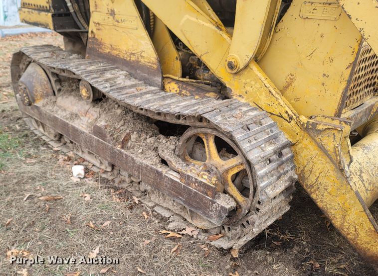 image for item MH9586 Allis-Chalmers 6G  track loader