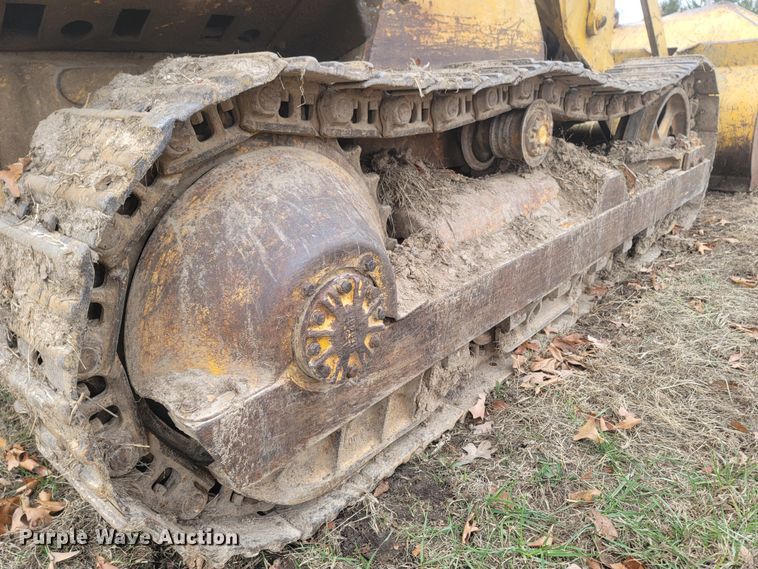 image for item MH9586 Allis-Chalmers 6G  track loader