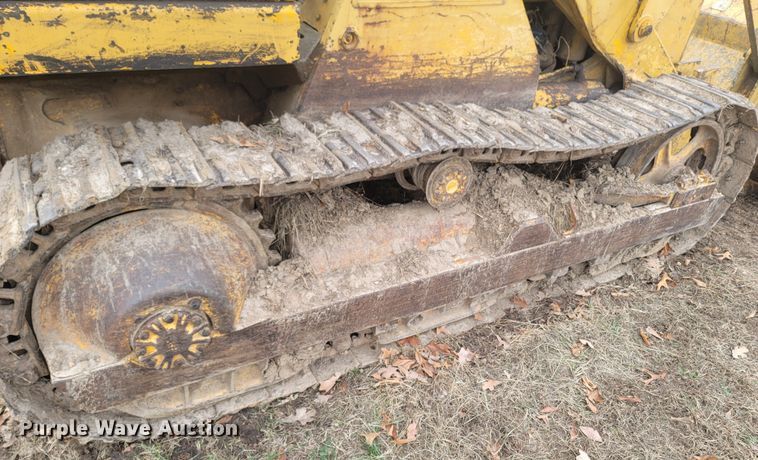 image for item MH9586 Allis-Chalmers 6G  track loader