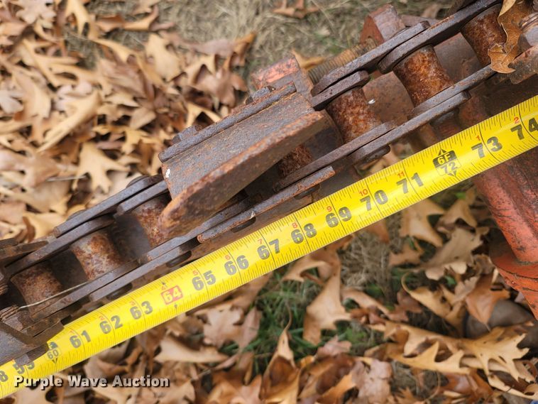 image for item MH9590 Ditch Witch V30  trencher