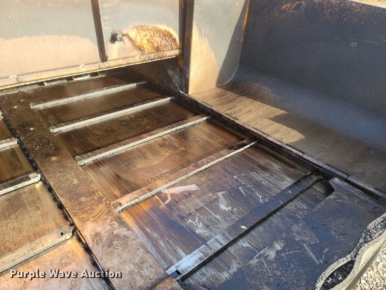 image for item MH9604 2006 LeeBoy 8515R  paver