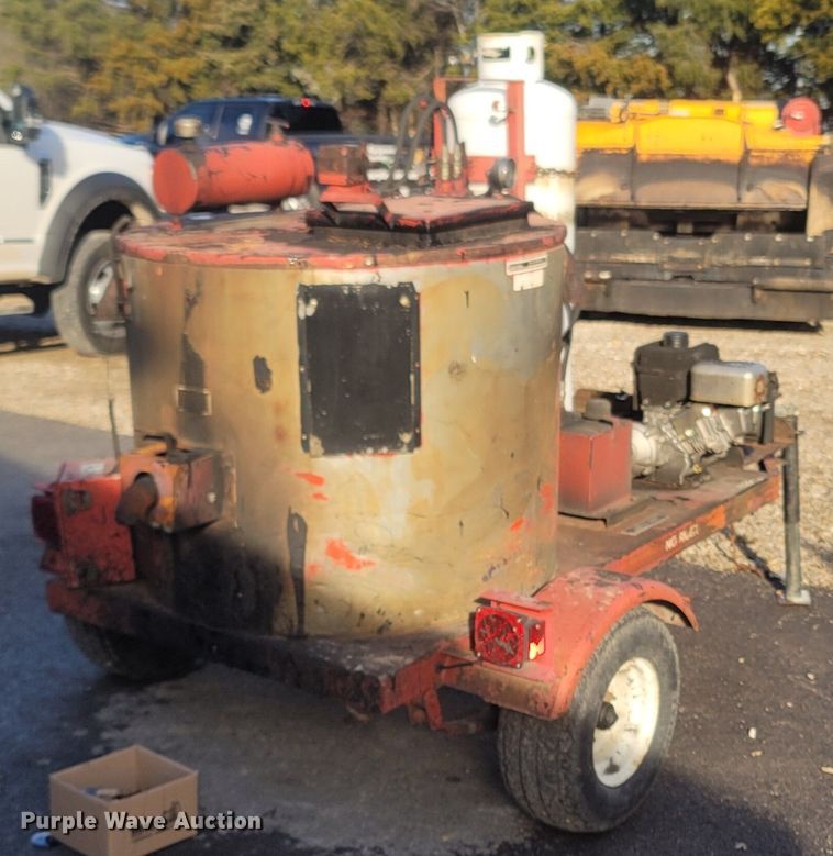 image for item MH9606 1996 Crafco EZ-Pour  melter applicator