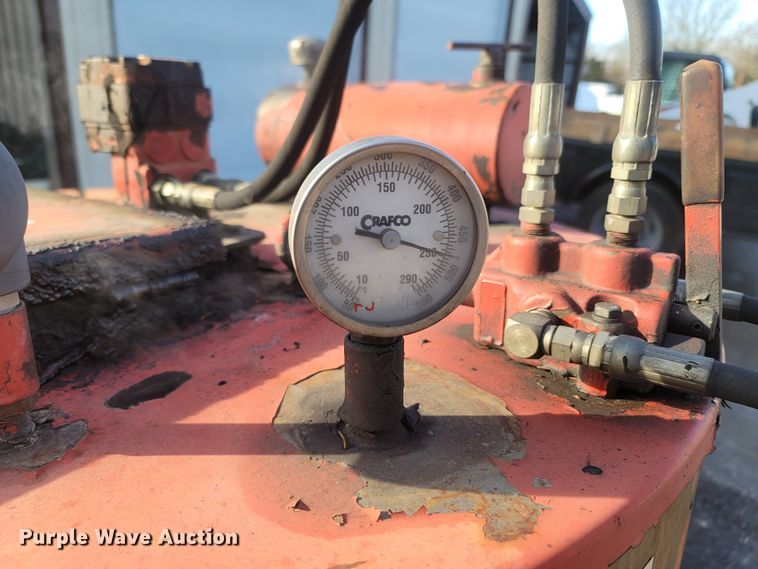 image for item MH9606 1996 Crafco EZ-Pour  melter applicator