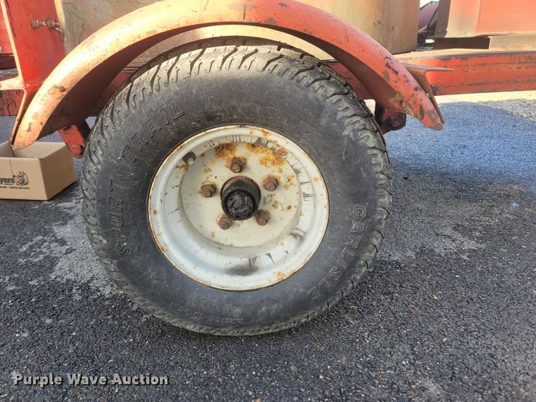 image for item MH9606 1996 Crafco EZ-Pour  melter applicator