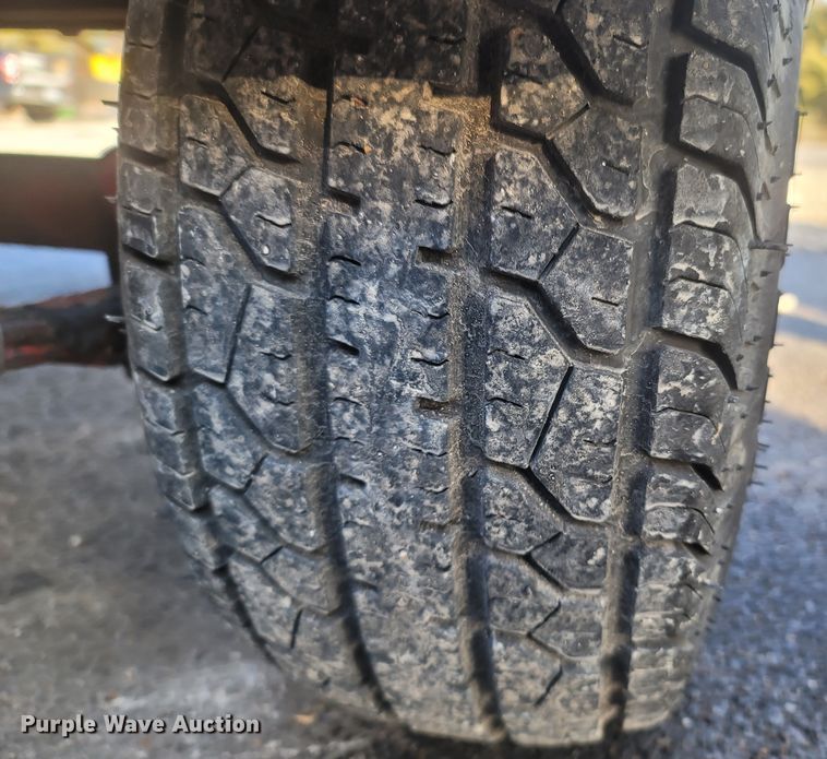 image for item MH9606 1996 Crafco EZ-Pour  melter applicator