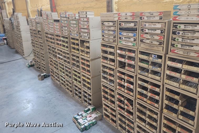 image for item MH9607 Hardware