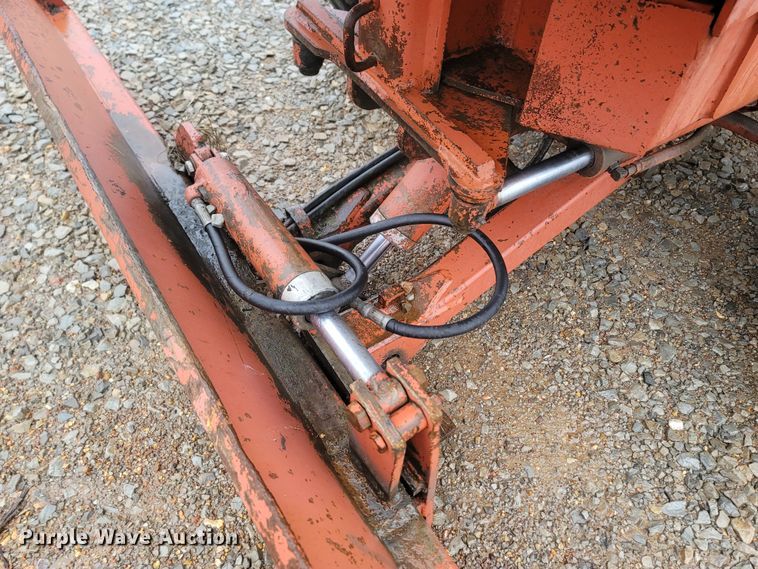 image for item MH9614 1981 Ditch Witch 4010DD  trencher