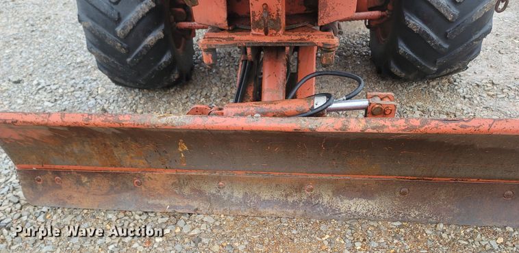 image for item MH9614 1981 Ditch Witch 4010DD  trencher