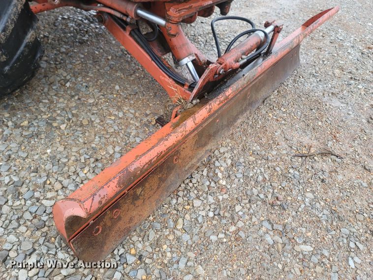 image for item MH9614 1981 Ditch Witch 4010DD  trencher