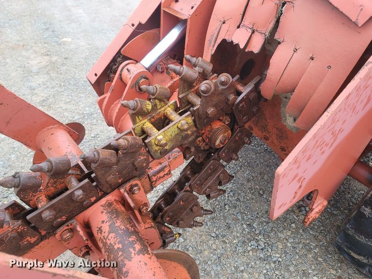image for item MH9614 1981 Ditch Witch 4010DD  trencher