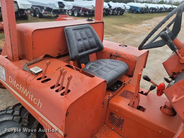 image for item MH9614 1981 Ditch Witch 4010DD  trencher