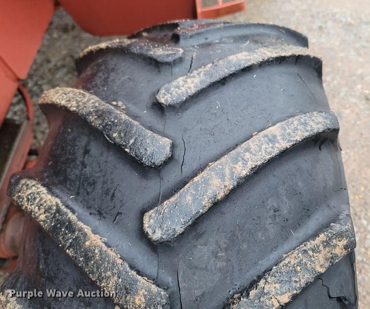 image for item MH9614 1981 Ditch Witch 4010DD  trencher