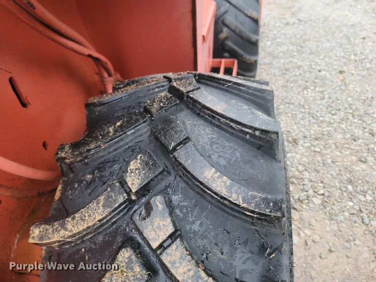 image for item MH9614 1981 Ditch Witch 4010DD  trencher