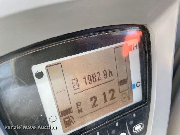 image for item MI9589 2014 Kubota KX080-4  mini excavator