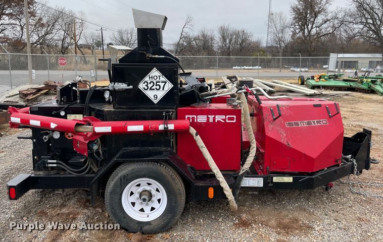 image for item MI9591 2010 Metro 165  crack sealer