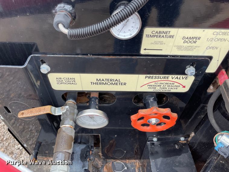 image for item MI9591 2010 Metro 165  crack sealer