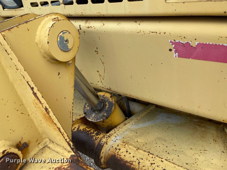 image for item MI9592 1993 John Deere 670B  motor grader