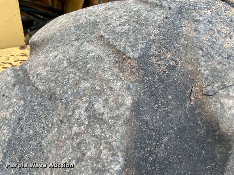 image for item MI9592 1993 John Deere 670B  motor grader