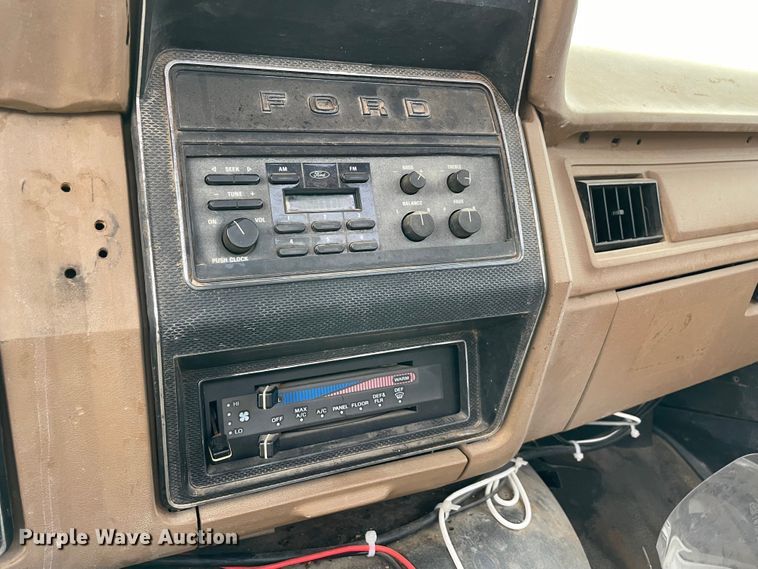 image for item MI9593 1989 Ford F600  bucket truck