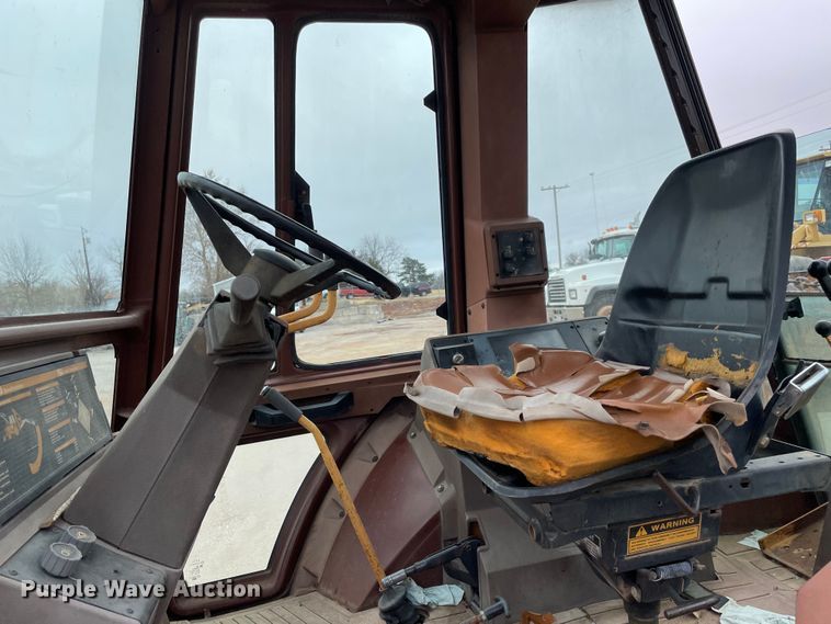 image for item MI9594 1988 Case 580K  backhoe