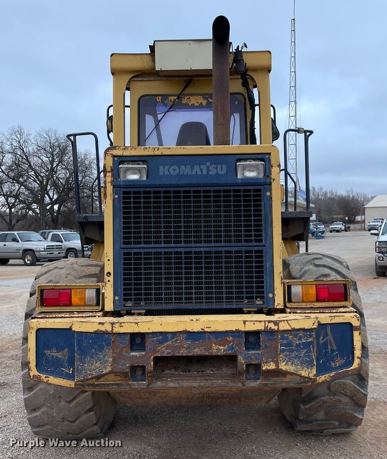 image for item MI9597 1993 Komatsu WA380-1  wheel loader