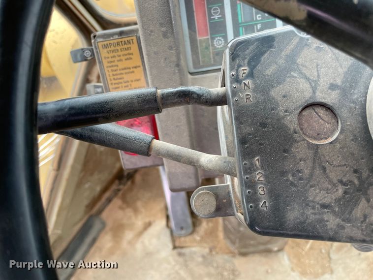 image for item MI9597 1993 Komatsu WA380-1  wheel loader