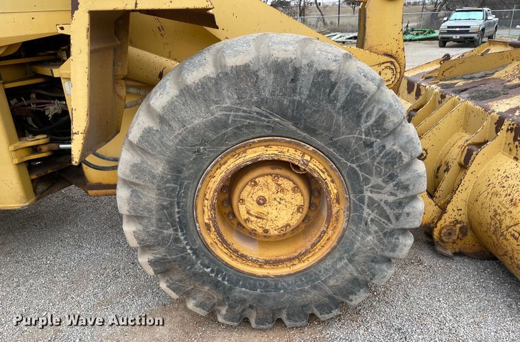 image for item MI9597 1993 Komatsu WA380-1  wheel loader