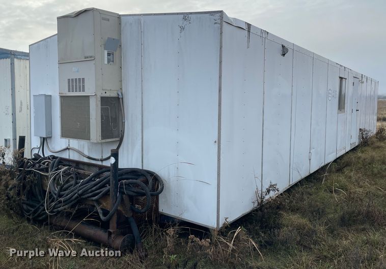 image for item MI9629 Oilfield doghouse