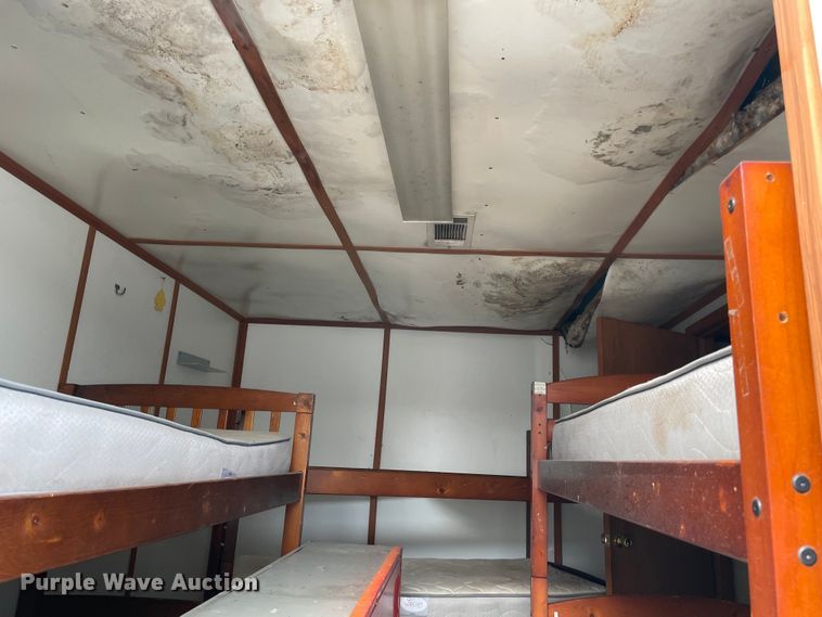 image for item MI9629 Oilfield doghouse