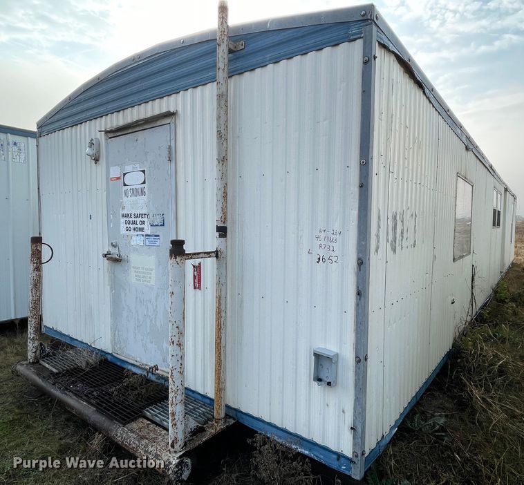 image for item MI9630 Oilfield doghouse