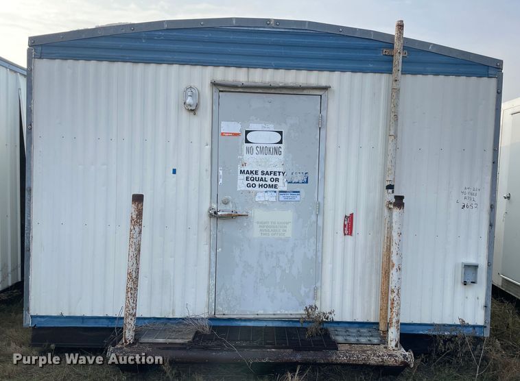 image for item MI9630 Oilfield doghouse