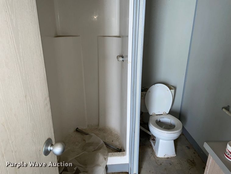 image for item MI9630 Oilfield doghouse