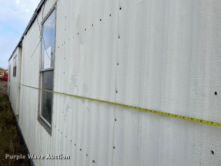 image for item MI9630 Oilfield doghouse