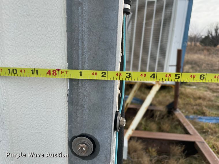 image for item MI9630 Oilfield doghouse