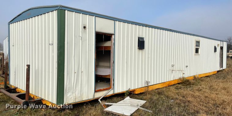 image for item MI9631 Oilfield doghouse