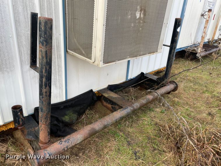 image for item MI9631 Oilfield doghouse