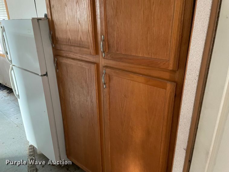 image for item MI9631 Oilfield doghouse